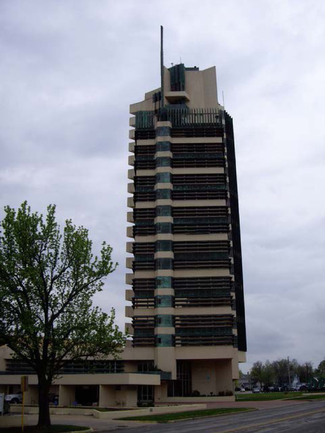 Frank Lloyd Wright designed Price Tower Frank Lloyd Wright designed Price Tower
